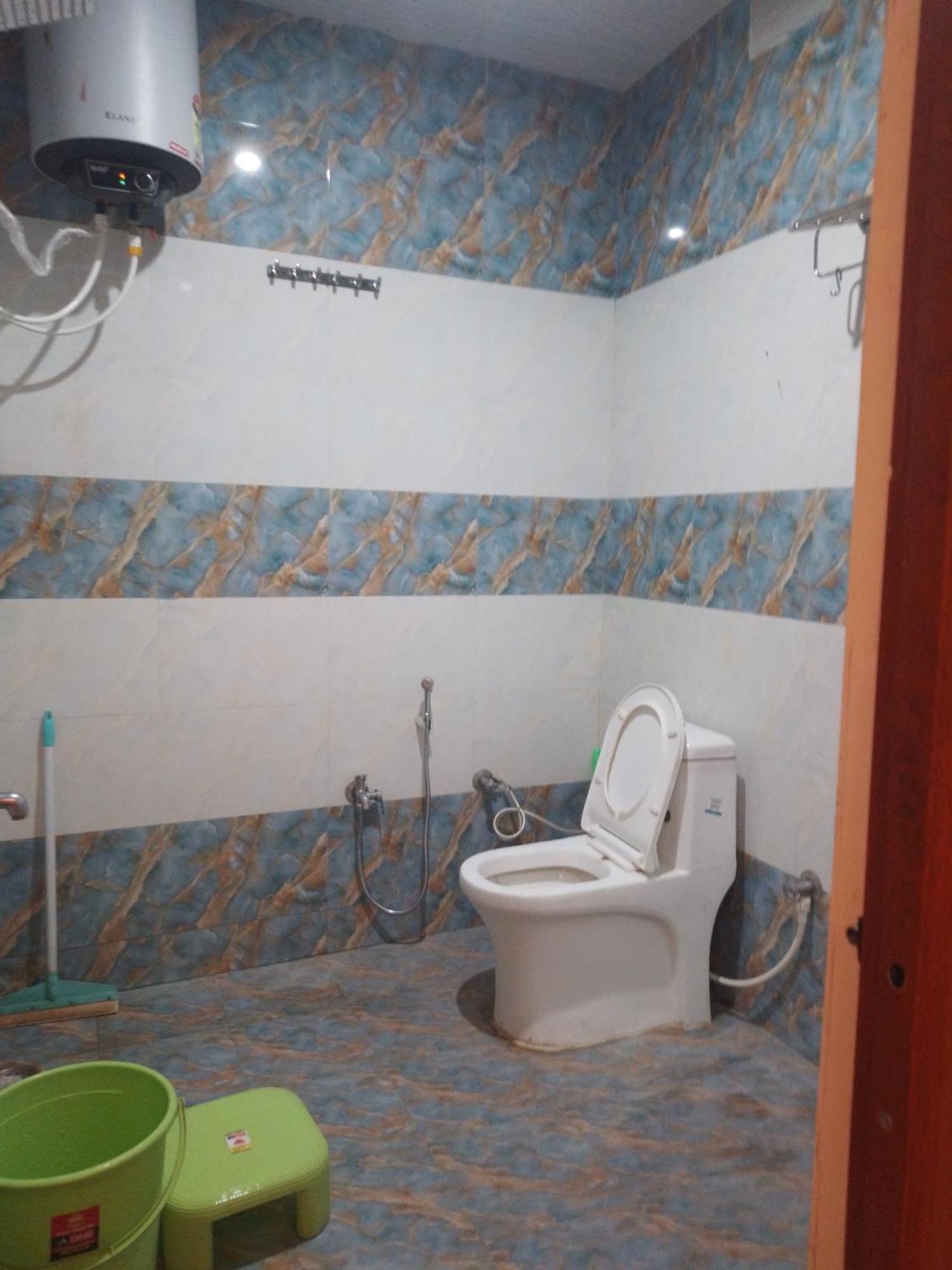Siyaram Kunj Hotel Ayodhya المظهر الخارجي الصورة