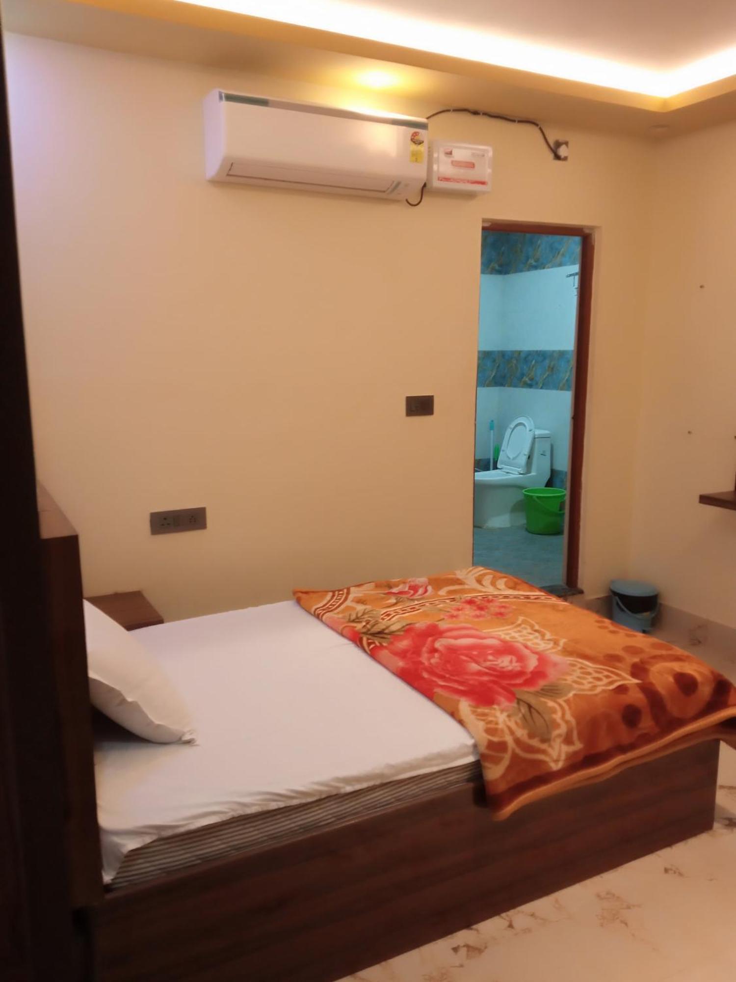 Siyaram Kunj Hotel Ayodhya المظهر الخارجي الصورة